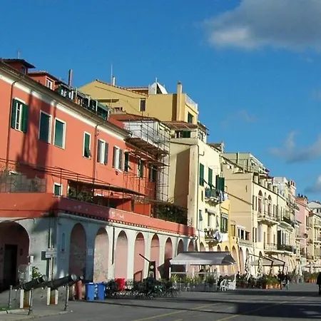 Casa Eleonora Vista Mare -porto Di Oneglia Apartment *