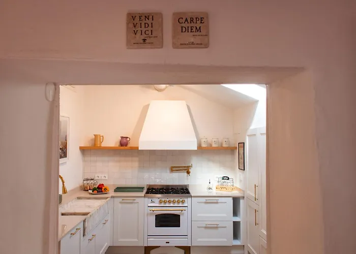 Casa Eleonora Apartament *